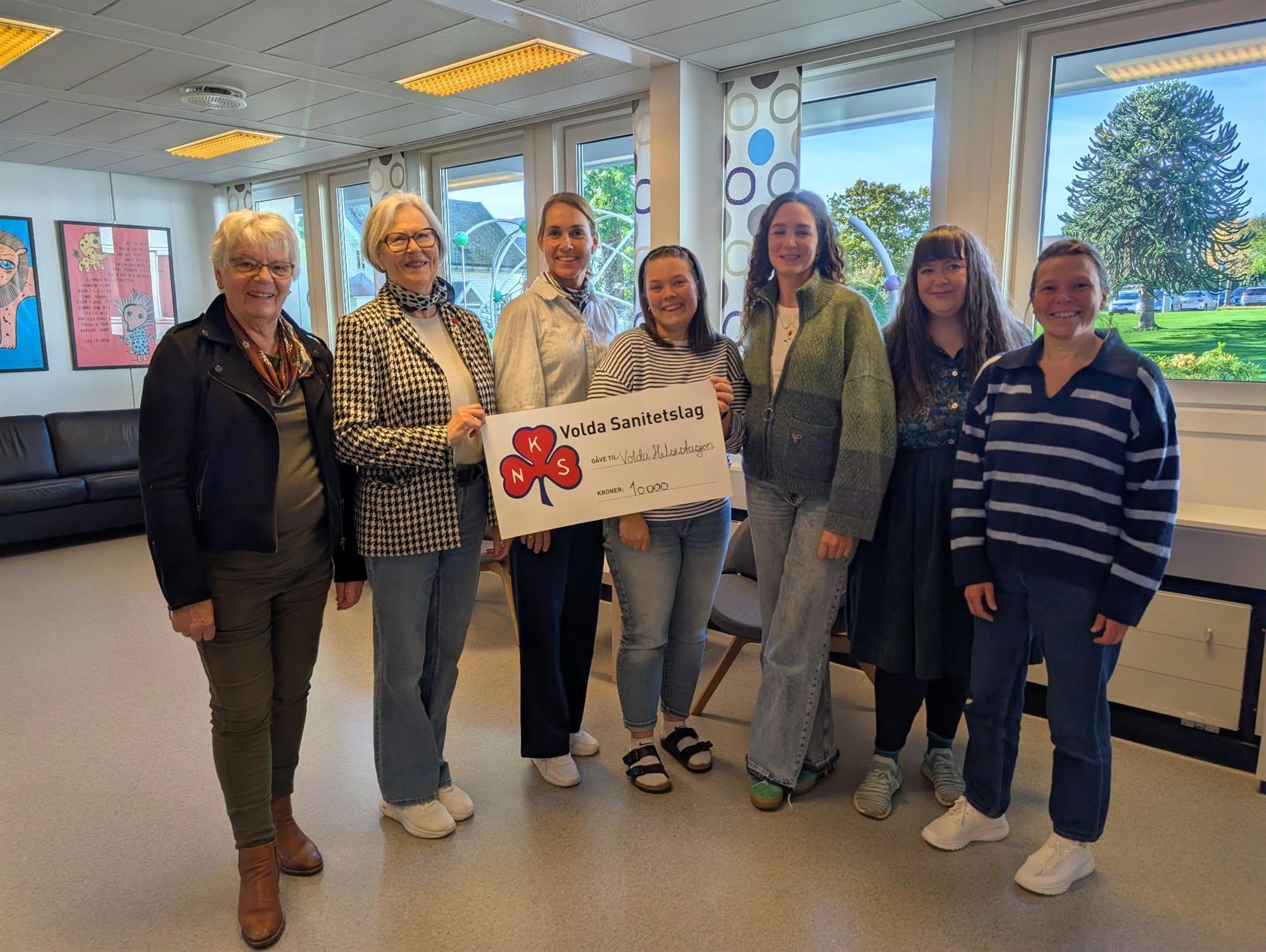 Lenkje til artikkel: Fine gåver til helsestasjonen frå sanitetslaga