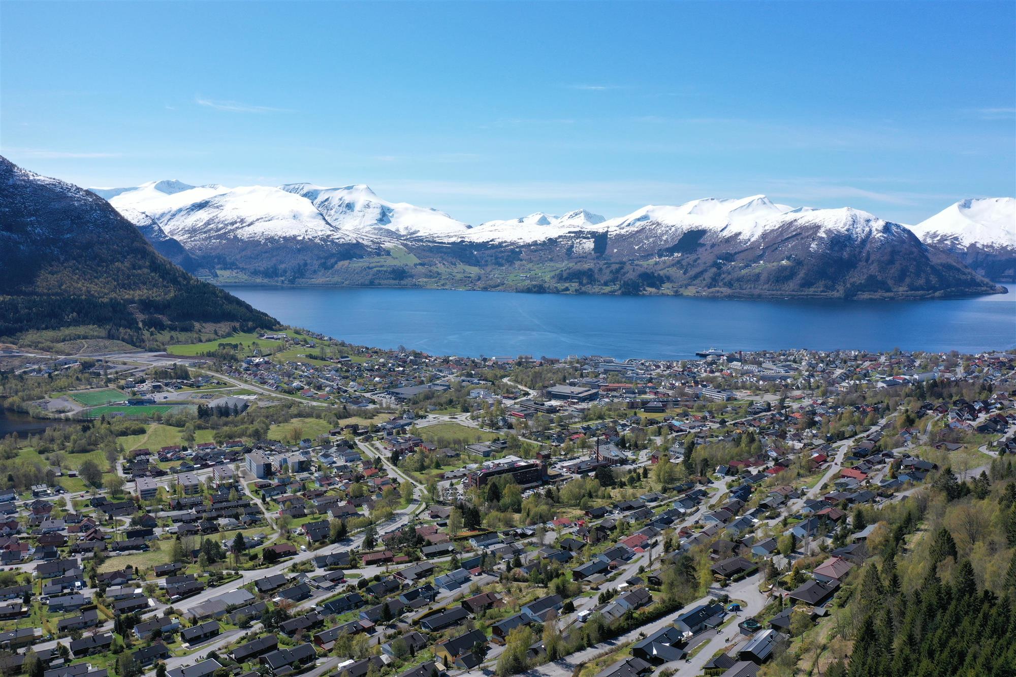 Lenkje til artikkel: Høyring - Oppretting av Dalsfjord oppvekstsenter og flytting av Lauvstad barnehage